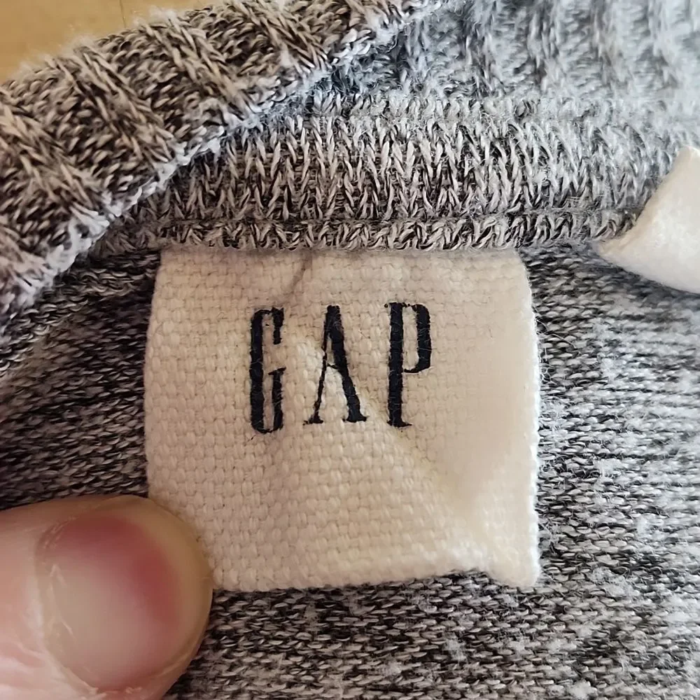Gap Women Gray & White Speckled Drop Shoulder Lightweight Long Sleeve Sweater